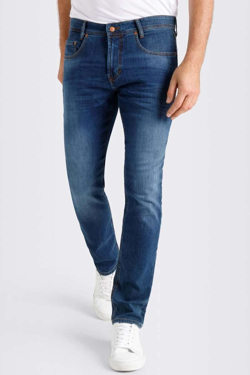 MAC Modern Fit Five-Pocket Herren Jeans Hellblau 1 MAC Modern Fit Five-Pocket Herren Jeans Hellblau