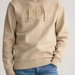 GANT Kapuzen Sweatshirtbeige 6 GANT Kapuzen Sweatshirtbeige -Angebote Pierre Cardin Store 2037020 270 8 800