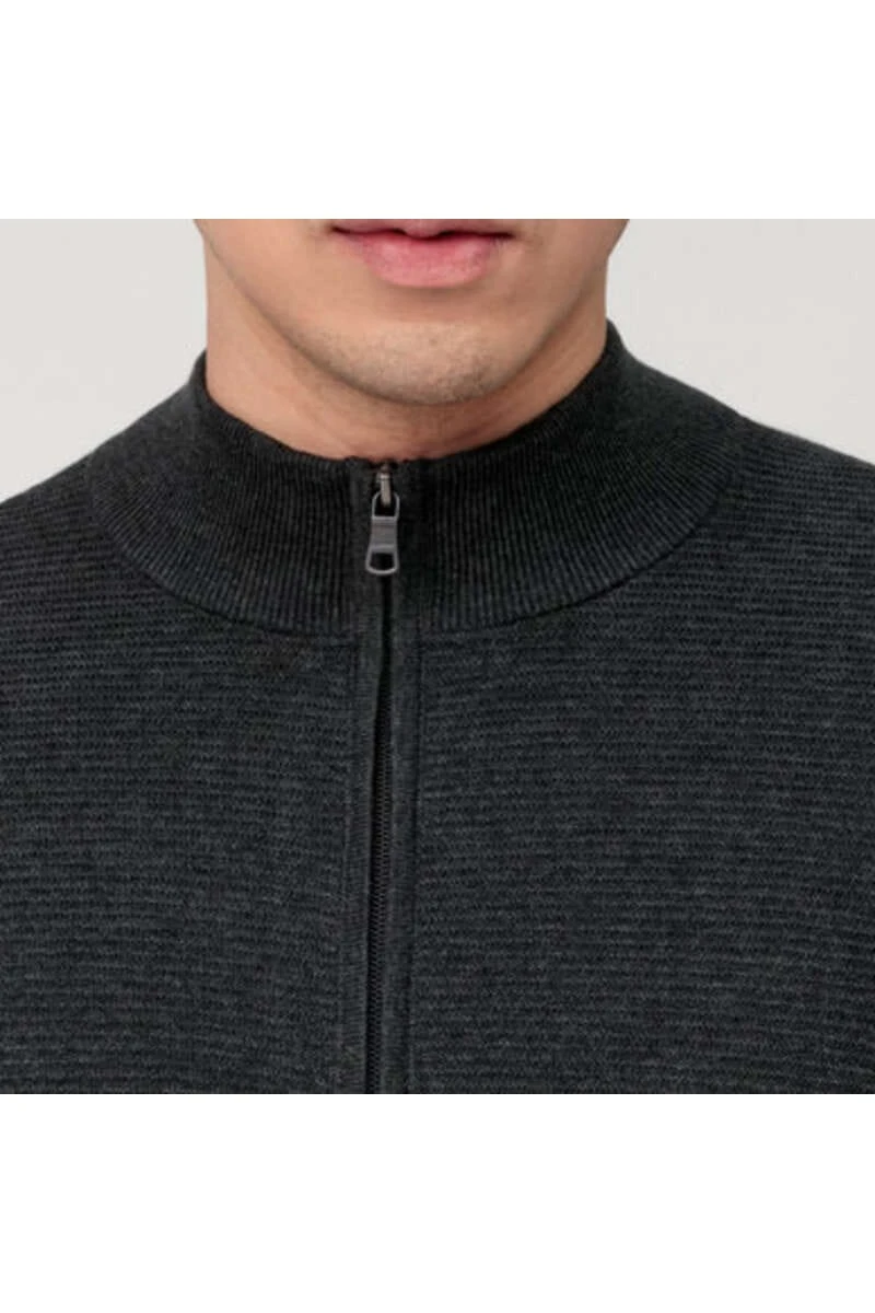 OLYMP Casual Modern Fit Herren Strickjacke Zip Anthrazit 2 OLYMP Casual Modern Fit Herren Strickjacke Zip Anthrazit – Bild 2