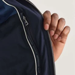 GANT Casual Fit Herren Steppjacke Zip Navy 12 GANT Casual Fit Herren Steppjacke Zip Navy -Angebote Pierre Cardin Store 7006080 433 2 800