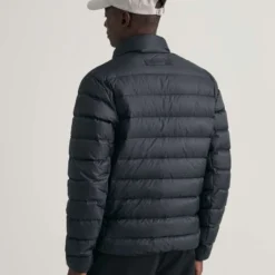 GANT Regular Fit Herren Steppjacke Zip Schwarz 9 GANT Regular Fit Herren Steppjacke Zip Schwarz -Angebote Pierre Cardin Store 7006298 5 4 800