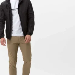 Brax Normal Fit Blouson Schwarz 7 Brax Normal Fit Blouson Schwarz -Angebote Pierre Cardin Store 942207 75011800 02 3 800