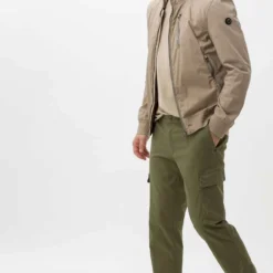 Brax Normal Fit Herren Übergangsjacke Braun 7 Brax Normal Fit Herren Übergangsjacke Braun -Angebote Pierre Cardin Store 943077 75011400 56 3 800