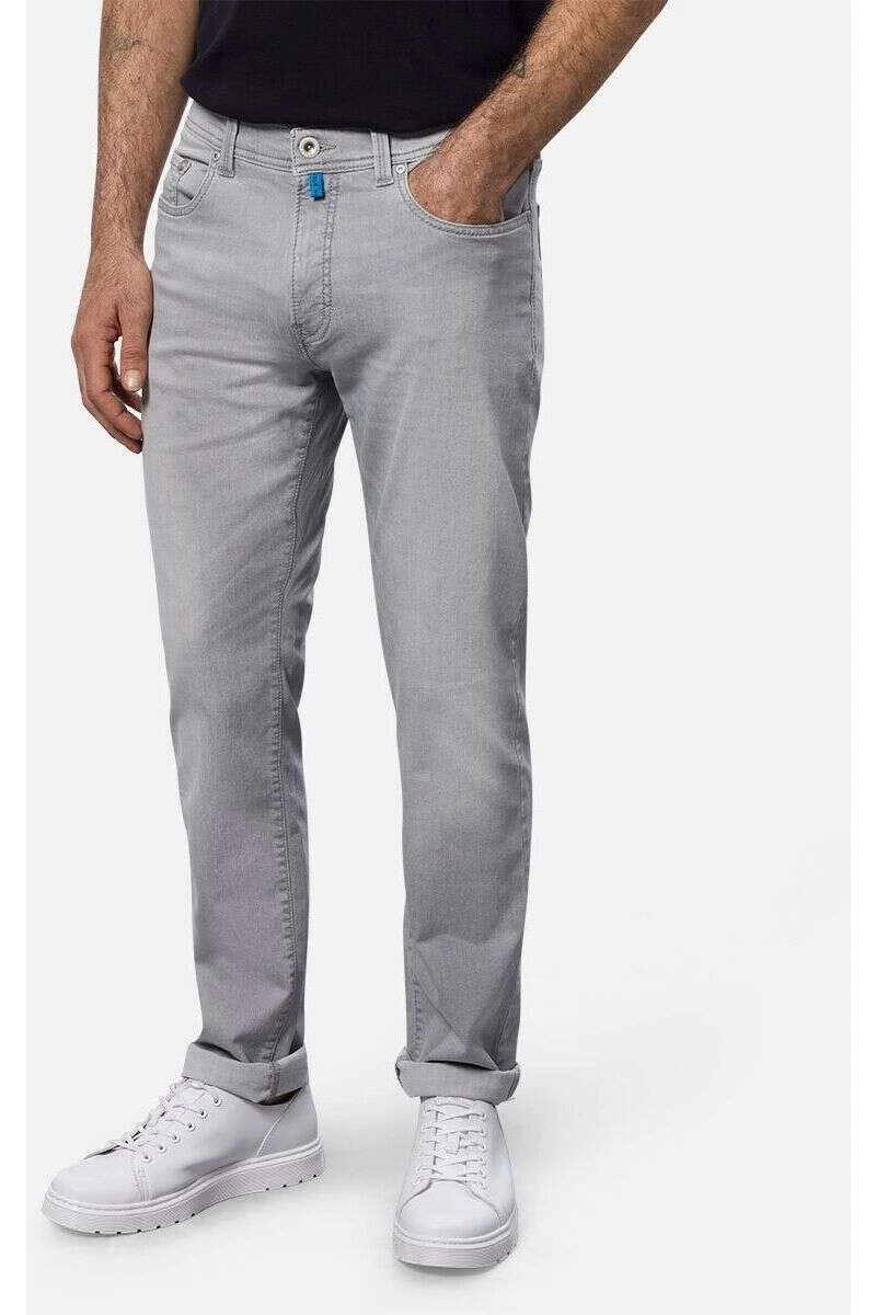 Pierre Cardin Lyon Tapered Fit Five-Pocket Herren Jeans Hellgrau 1 Pierre Cardin Lyon Tapered Fit Five-Pocket Herren Jeans Hellgrau