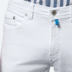 Pierre Cardin Lyon Tapered Fit Five-Pocket Herren Jeans Weiss 7 Pierre Cardin Lyon Tapered Fit Five-Pocket Herren Jeans Weiss -Angebote Pierre Cardin Store PC C7 34510 8023 1010 3 800